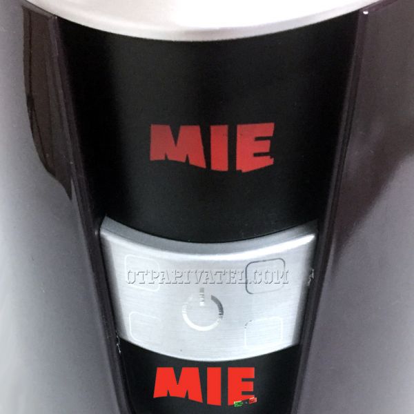 Mie Grande: панель включения и индикации